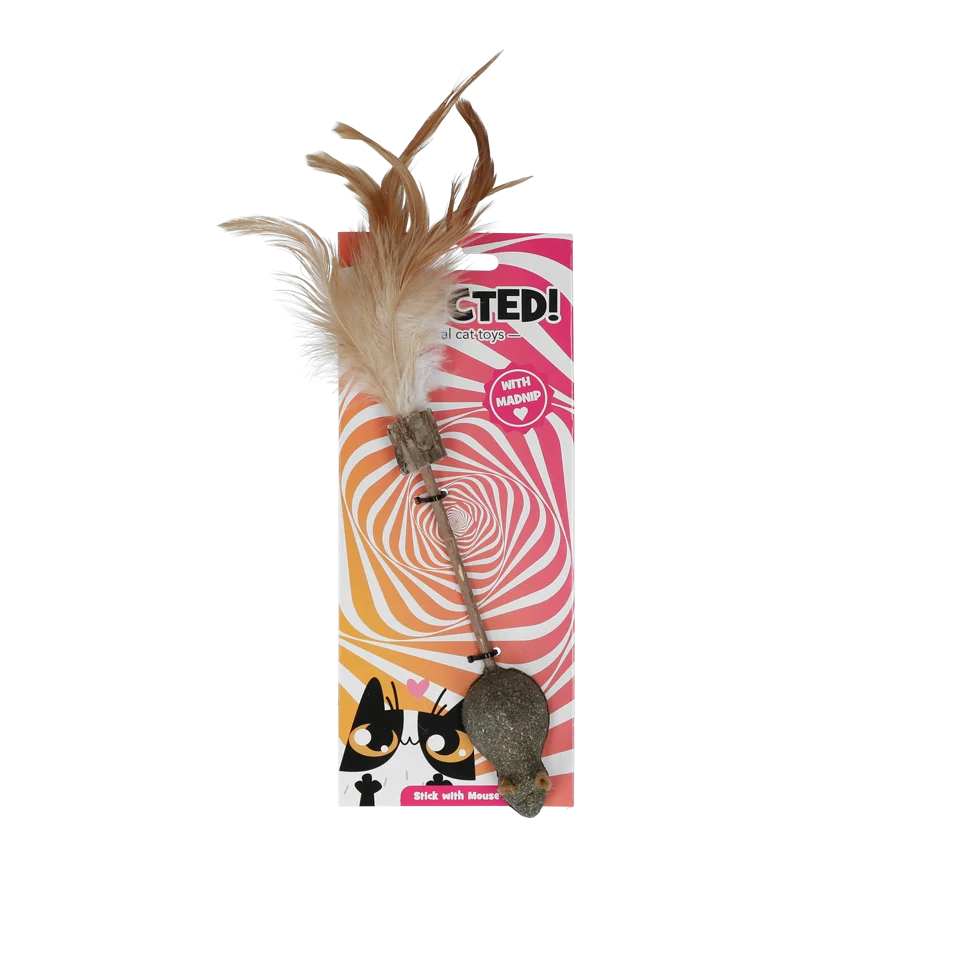 Canne à pêche pour chat avec souris, plumes et MADNIP – Addicted! Stick with Mouse & Feathers – Image 1