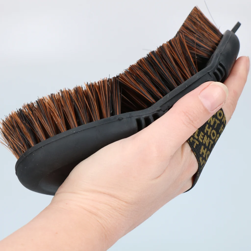 Brosse douce pour cheval, contre la poussière et le sable, avec face supérieure flexible – Excellent Horse Flexi Brush Soft – Image 5