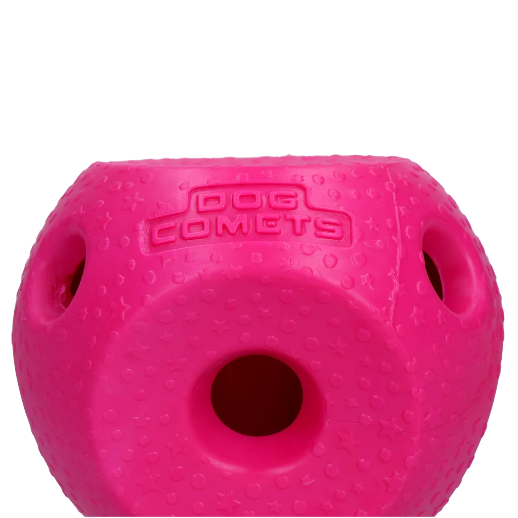 Balle à friandises pour chiens en caoutchouc TPR, rose – Dog Comets Treat Lock Ball – Image 2