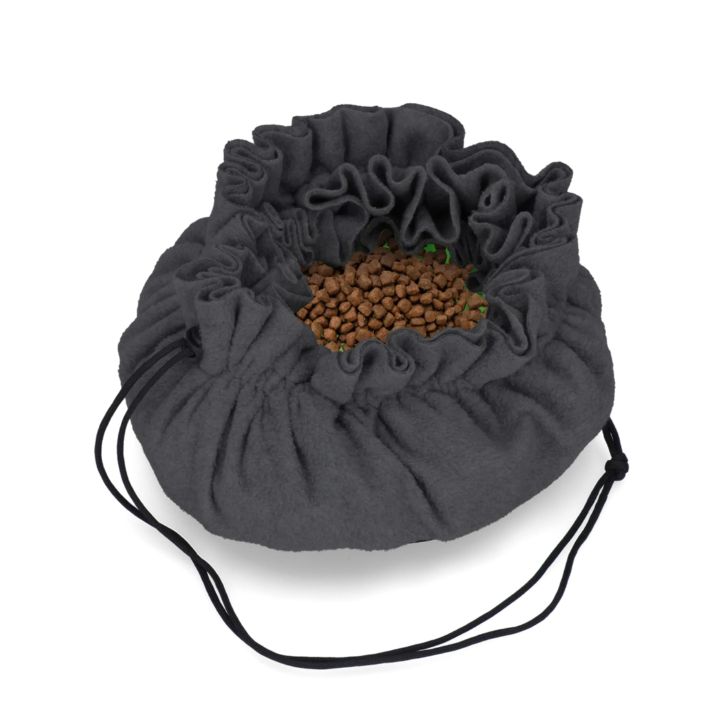 Tapis de fouille avec cordon de serrage Ø 50 cm – Eat Slow Live Longer Snuffle Mat – Image 3