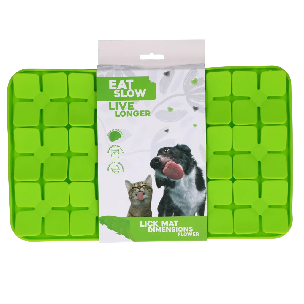 Tapis de léchage pour chiens avec rabats en forme de fleurs et ventouses, 21 x 34 cm, vert – Eat Slow Live Longer Lick Mat Dimensions Flower – Image 1