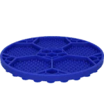 Tapis de léchage pour chien avec motif ballon de football et ventouses, Ø 22 cm, Bleu – Eat Slow Live Longer Lick Mat Soccer Ball – Image 3