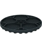 Tapis de léchage pour chiens avec motif de ballon de football et ventouses, Ø 22 cm, gris – Eat Slow Live Longer Lick Mat Soccer Ball – Image 3