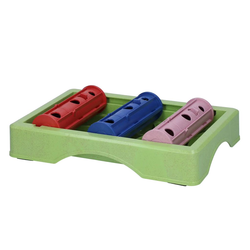 Puzzle pour chien à croquettes et friandises avec pieds antidérapants – Eat Slow Live Longer Puzzle Roller – Image 2