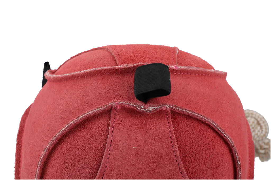 Balle de jeu pour cheval en suède avec boucles élastiques, rose – Excellent Horse Fun Play Ball – Image 3
