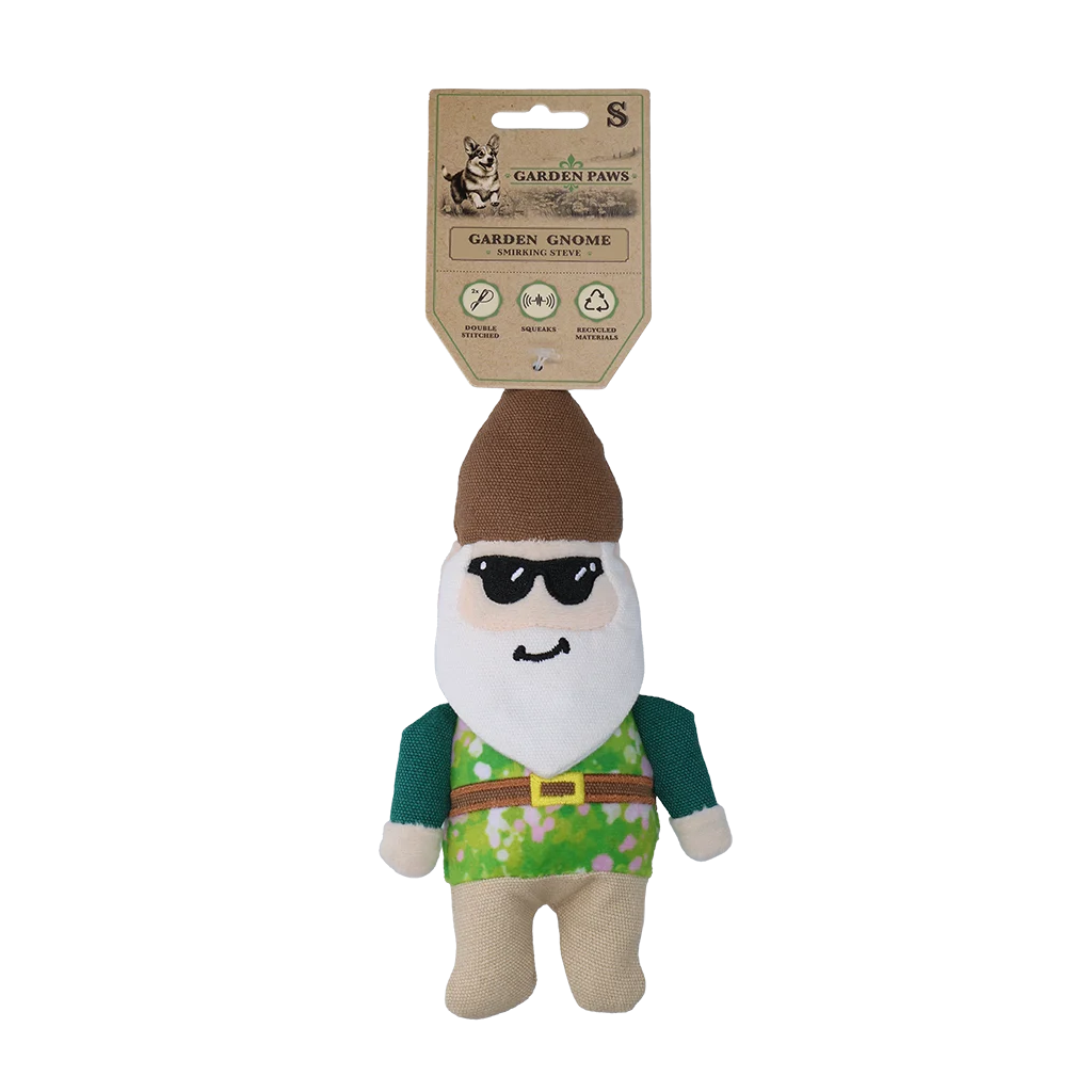 Peluche pour chien nain de jardin avec couineur S – Garden Paws Garden Gnome Smirking Steve S – Image 1