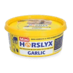 Pierre à lécher pour chevaux en récompense, 650 g – Horslyx Mini Ail