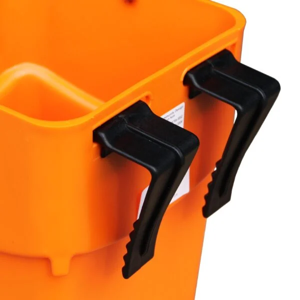 Seau d’allaitement orange avec crochets de suspension, 5 l – Shoof Kalf Feeder M1 Rail-Hang