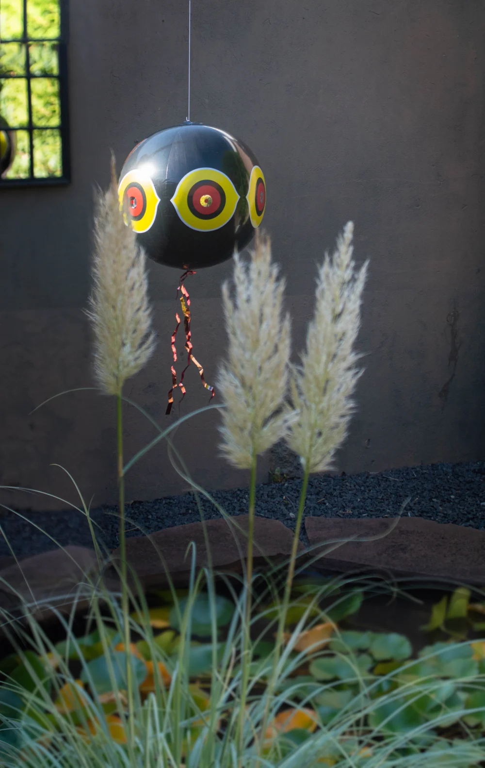 Ballon effaroucheur pour oiseaux avec corde de suspension, noir, Ø 40 cm – Knock Pest – Image 2