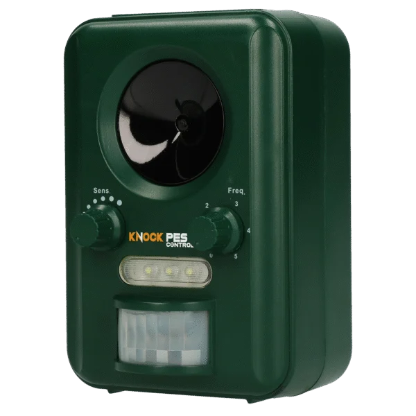 Répulsif solaire pour animaux avec détecteur de mouvement et flash – Knock Pest Solar Animal Repeller