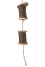 Friandise pour cheval à la luzerne avec rondelles de bois – LAX Tierfutter Luzerne à la corde avec rondelles de bois