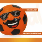 Jouet pour chien en latex avec couineur orange M – Holland Mr. Dutch – Image 3