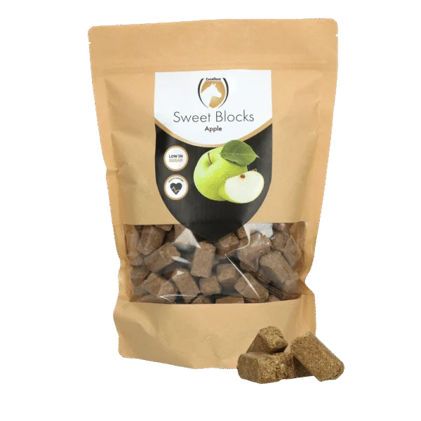 Friandises pour chevaux à la pomme, pauvres en sucre, 1 kg – Excellent Horse Sweet Blocks