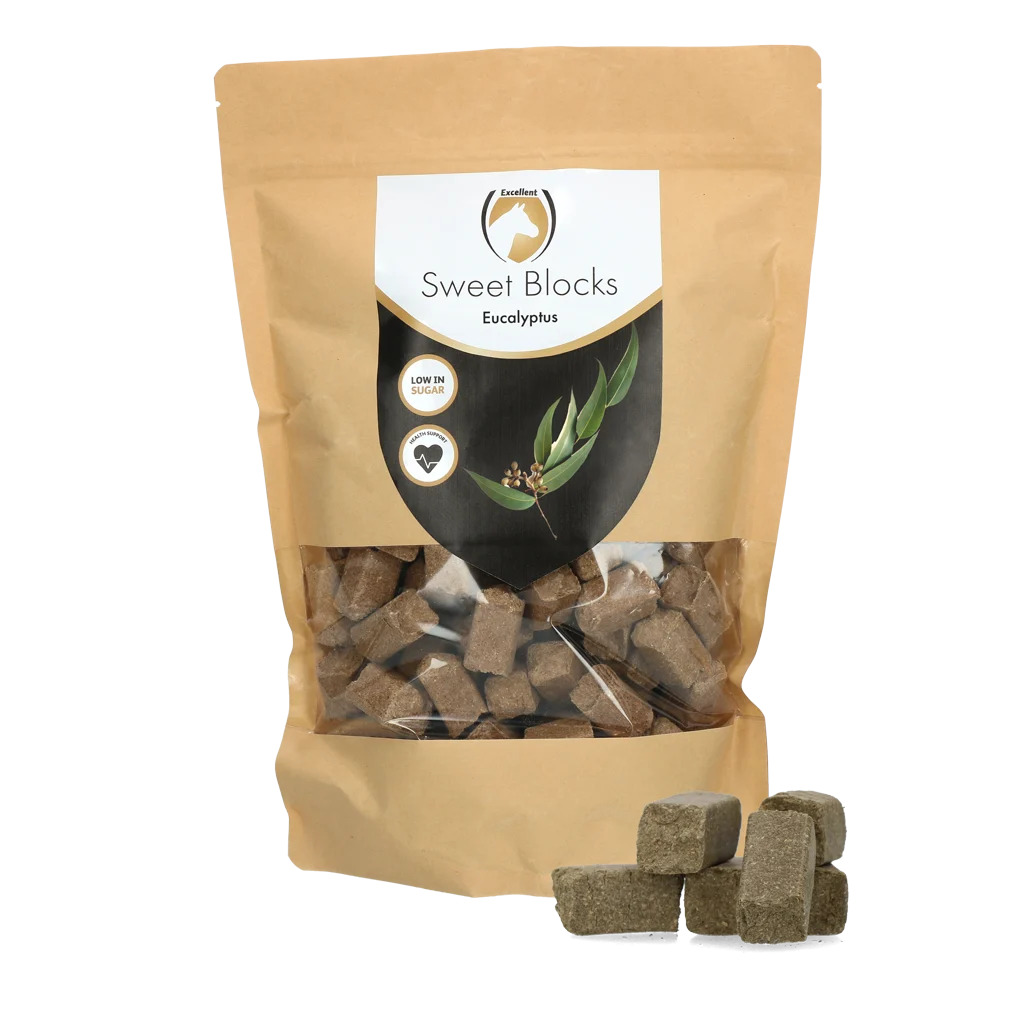 Friandises pour chevaux à l’eucalyptus, pauvres en sucre, 1 kg – Excellent Horse Sweet Blocks – Image 1