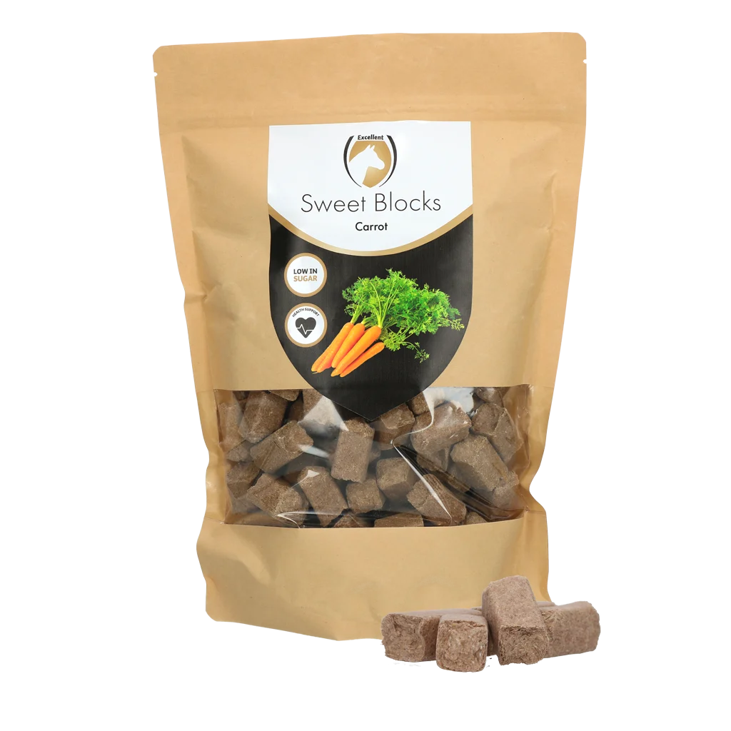 Friandises pour chevaux à la carotte, pauvres en sucre, 1 kg – Excellent Horse Sweet Blocks – Image 1