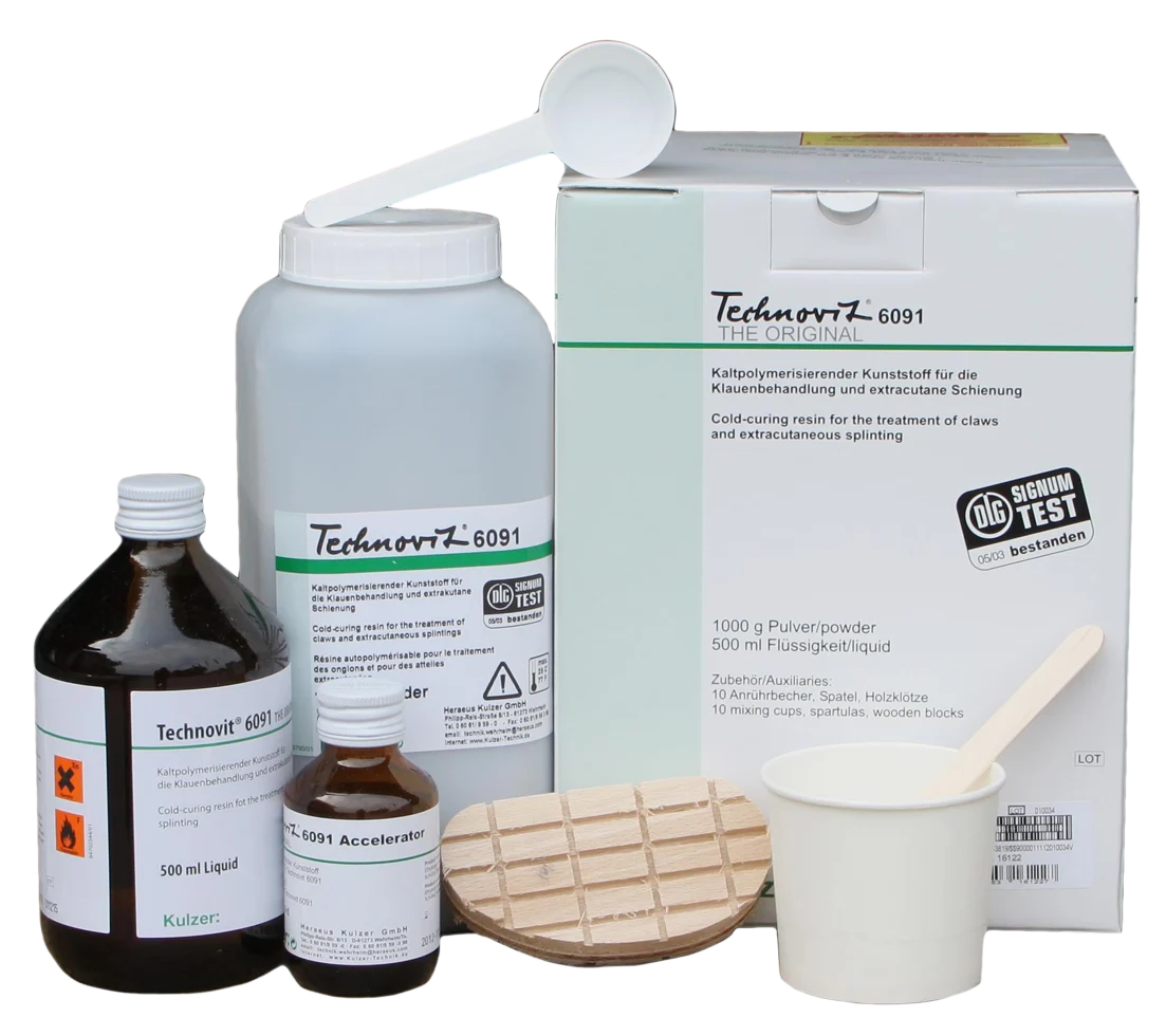 TECH0001.png Kit de soin des onglons avec accélérateur pour 10 soins – Kulzer Technovit 6091 – Image 1