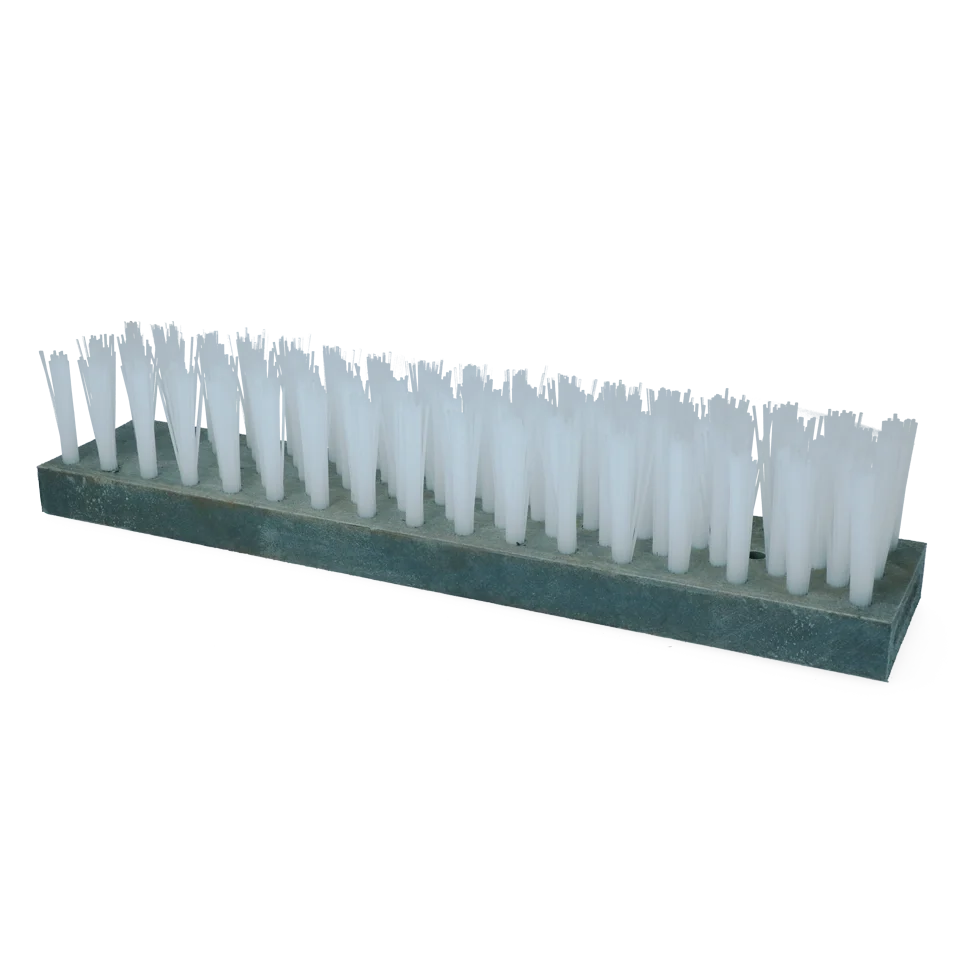 Brosse pour bovins en nylon à 2 trous – Vink – Image 1