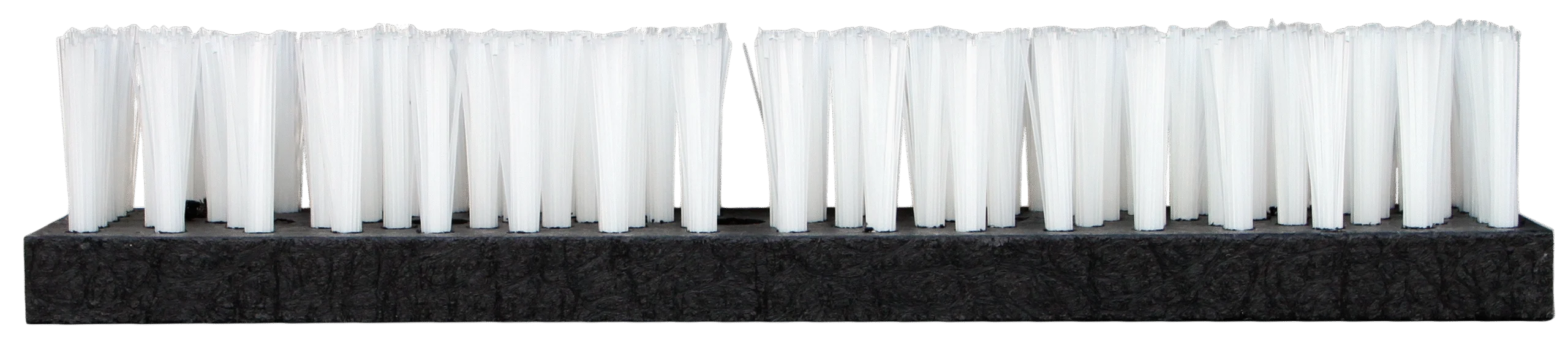 Brosse pour bovins en nylon avec orifices de pulvérisation – Vink – Image 2