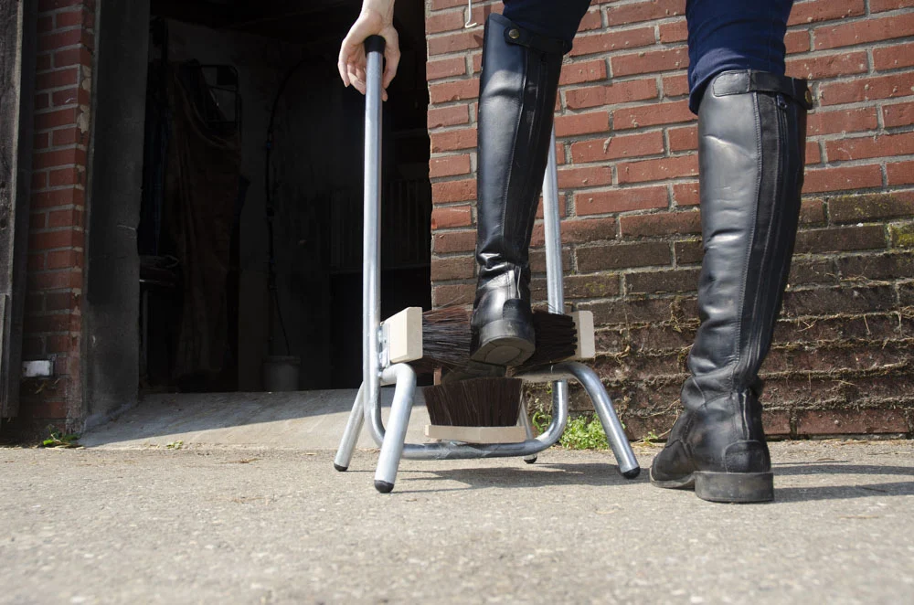 Décrottoir à chaussures de 83 cm avec appui main et 3 brosses – Image 2