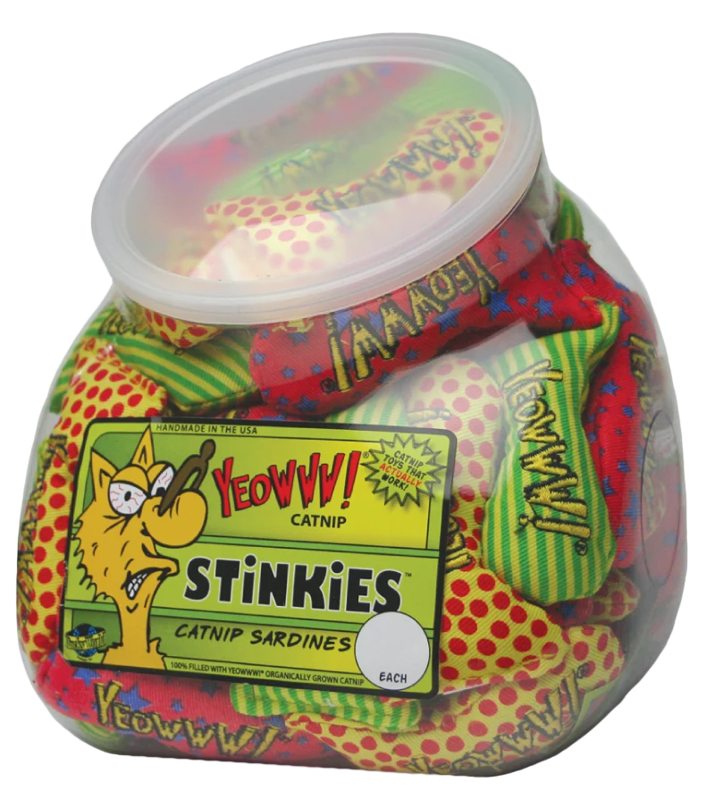 Jouets poissons pour chats à l’herbe à chat, 51 pièces dans un bocal à poissons – Yeowww! Fishbowl of Stinkies – Image 1